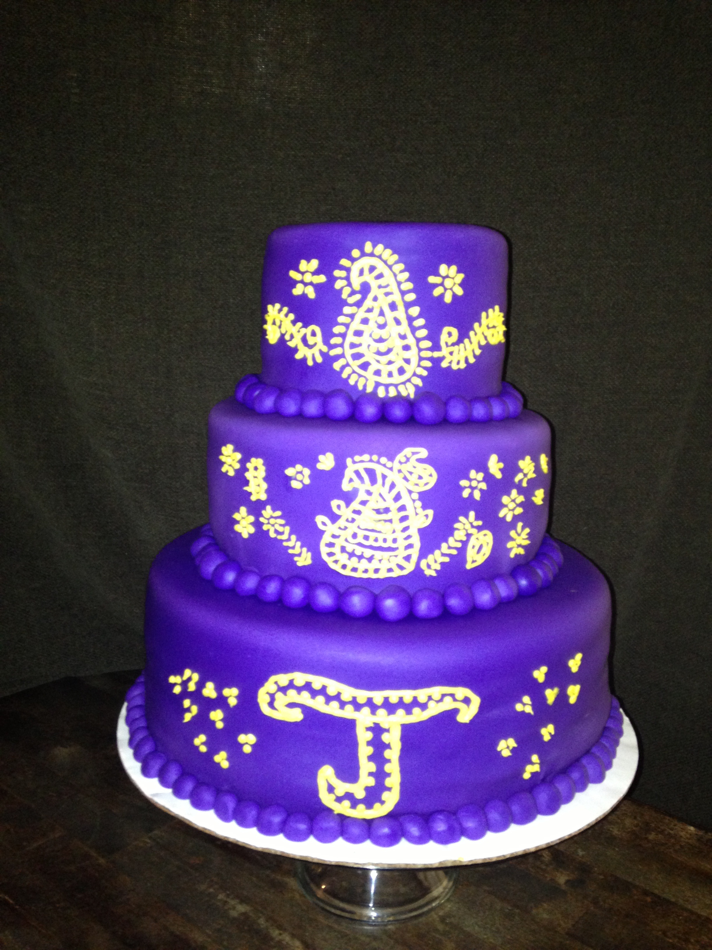 Henna Cake